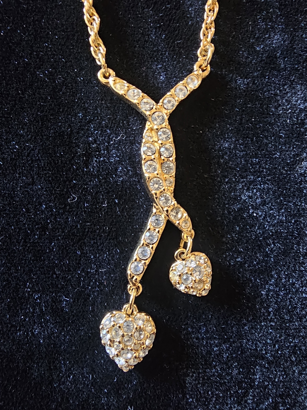Swarovski  Gold-Plated Rope Chain With A Crystal-Pave Heart Charm Retired